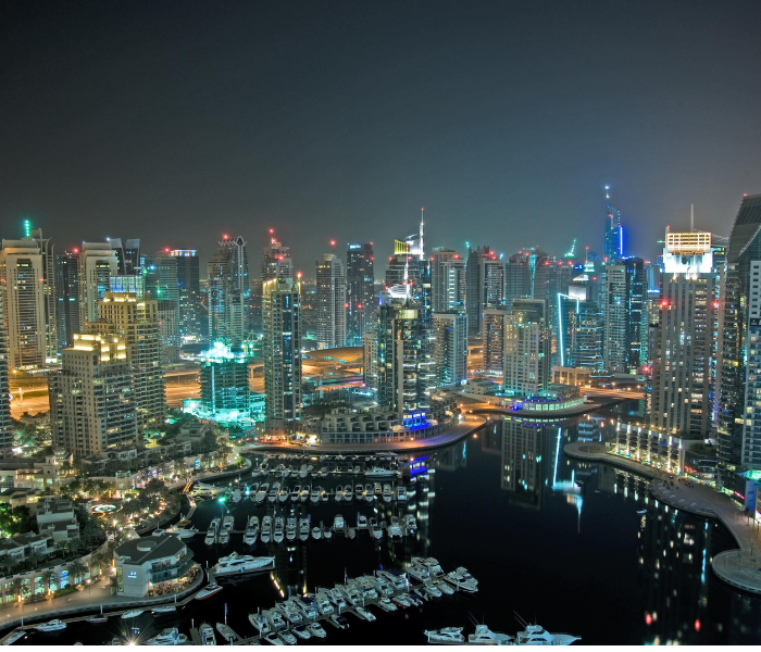 How to Get a Job in Dubai on Visit Visa 2022